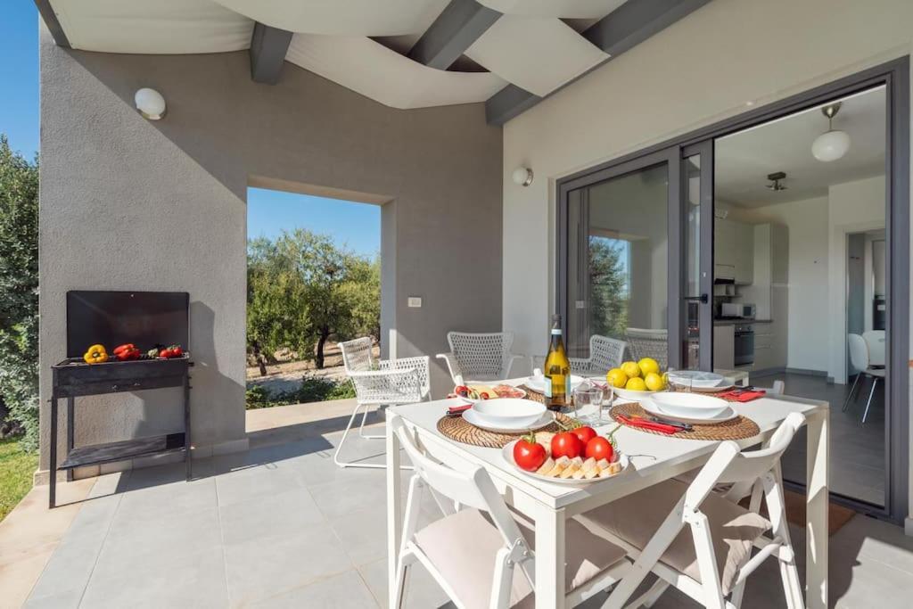 Villa Pettegola Tenuta Il Cavaliere Di Italia Noto- Vista Mare Mini Piscina Idromassaggio Esterno foto